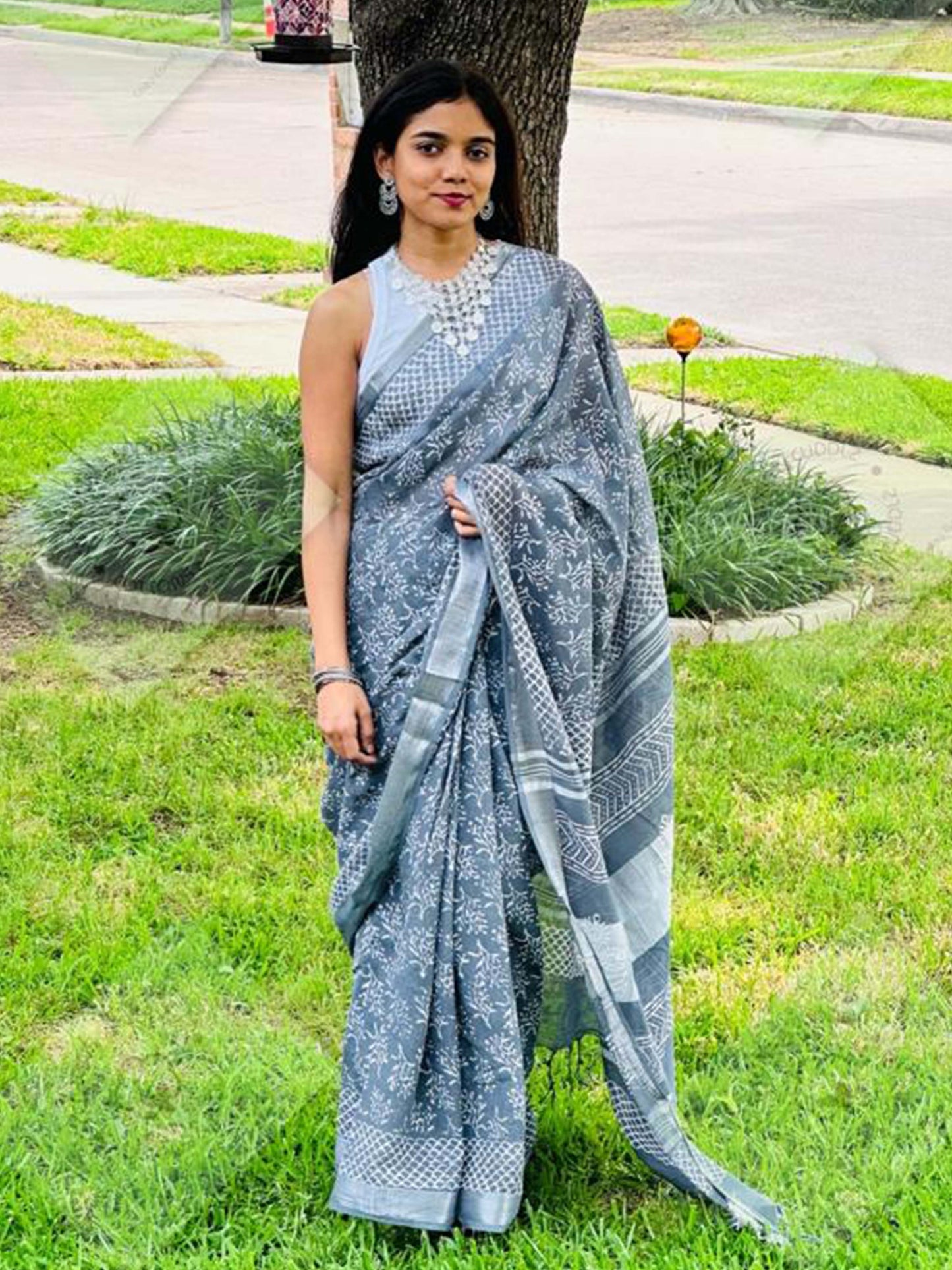 Grey Women Saree