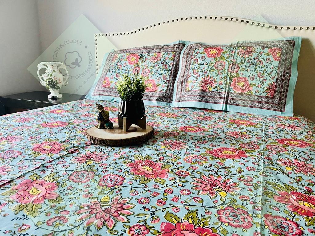 Green Queen Bedsheet Set