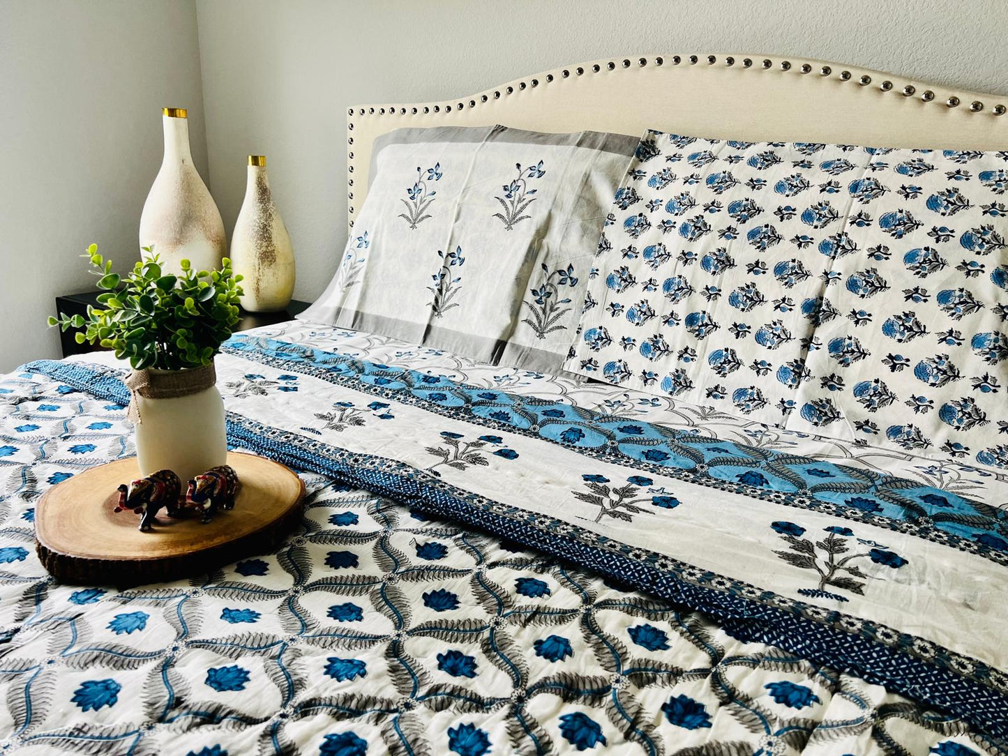 Blue Flower print King Quilt