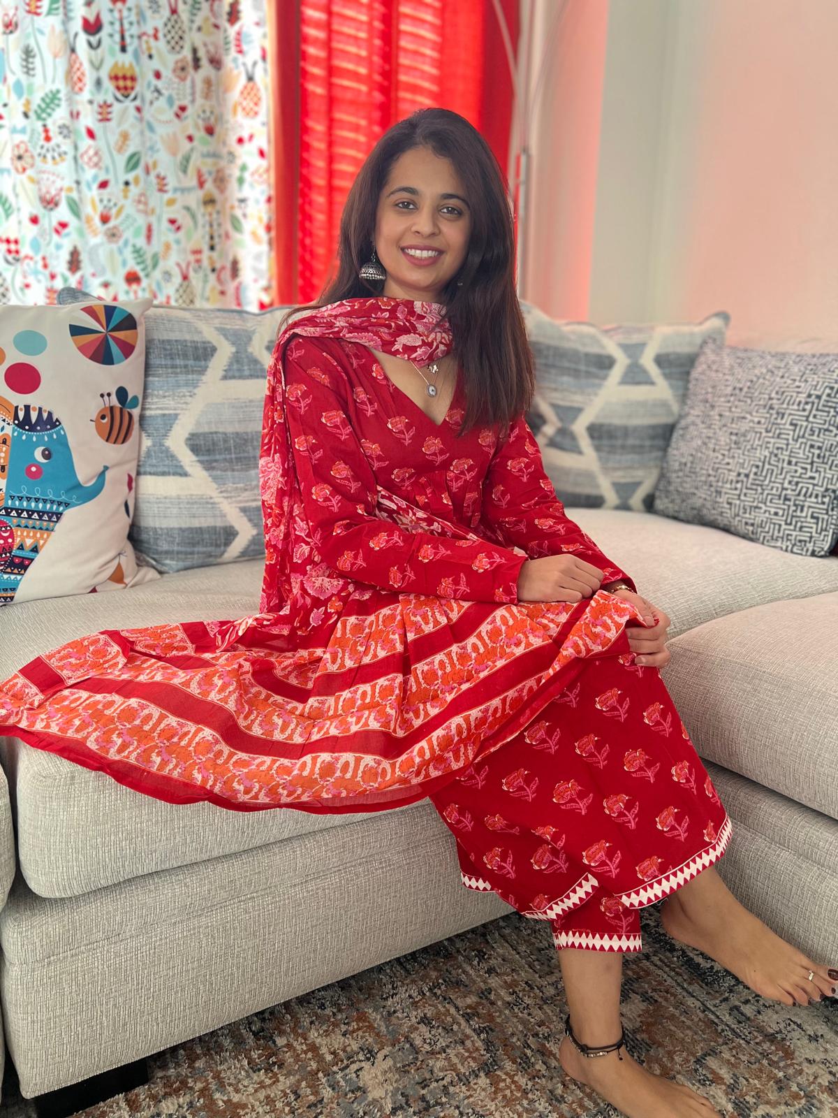 Red Chudi Set