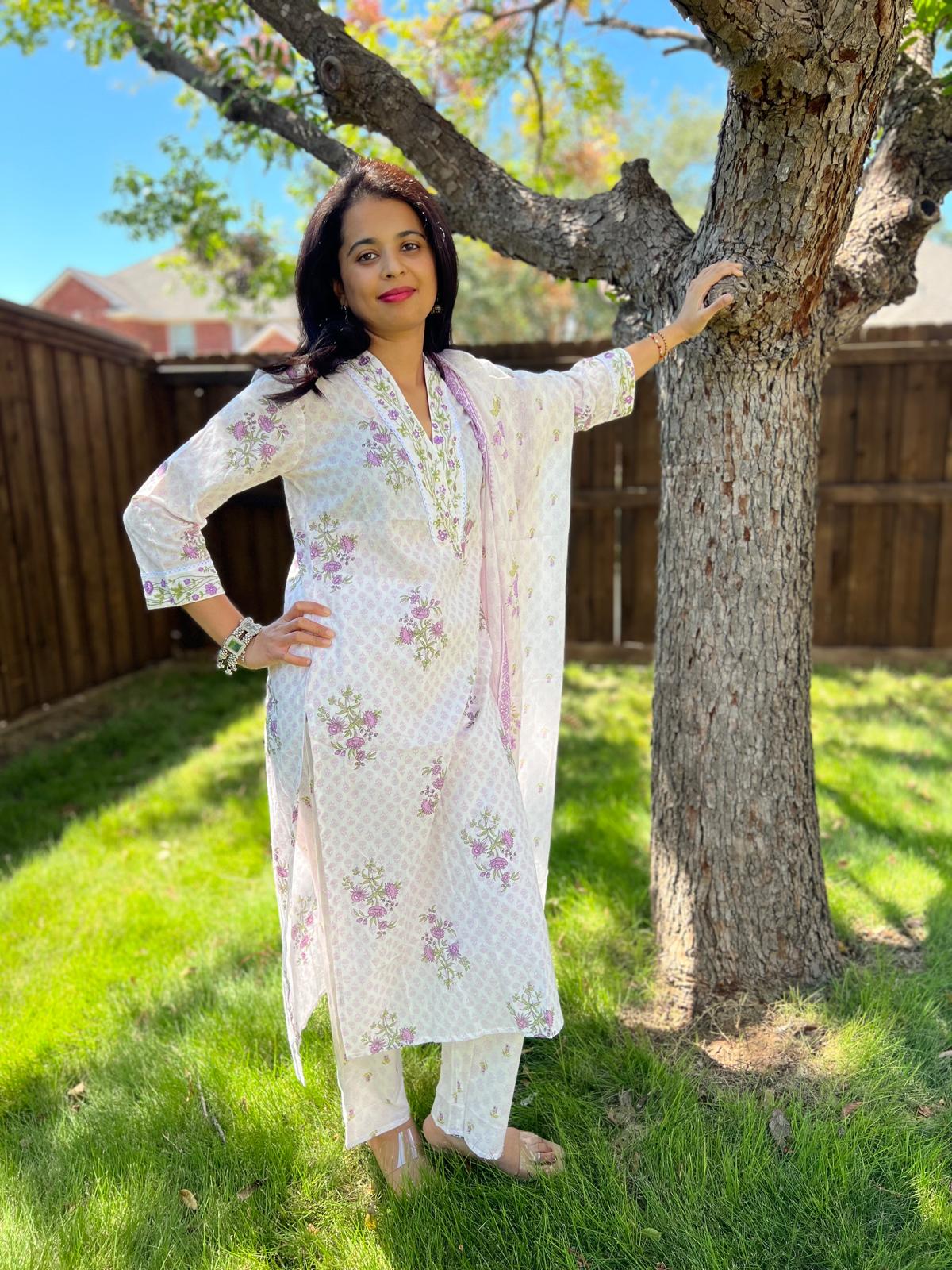 Lavender Flower Chudi Set