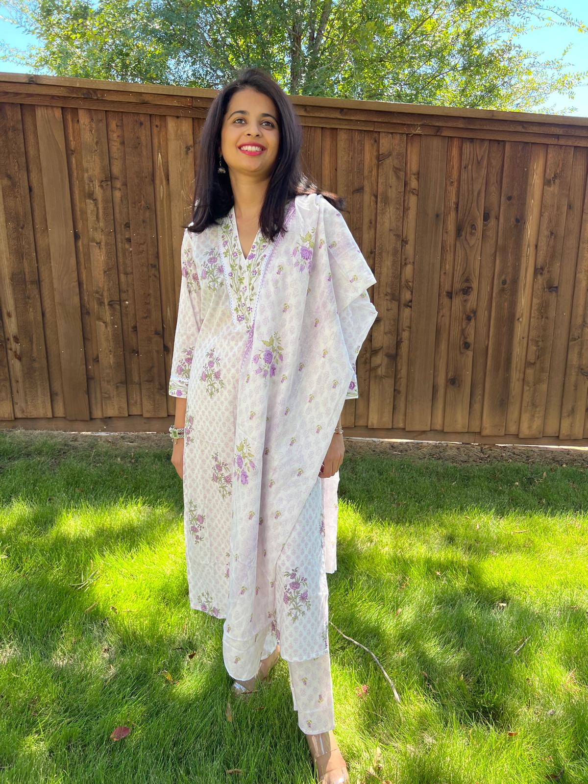 Lavender Flower Chudi Set