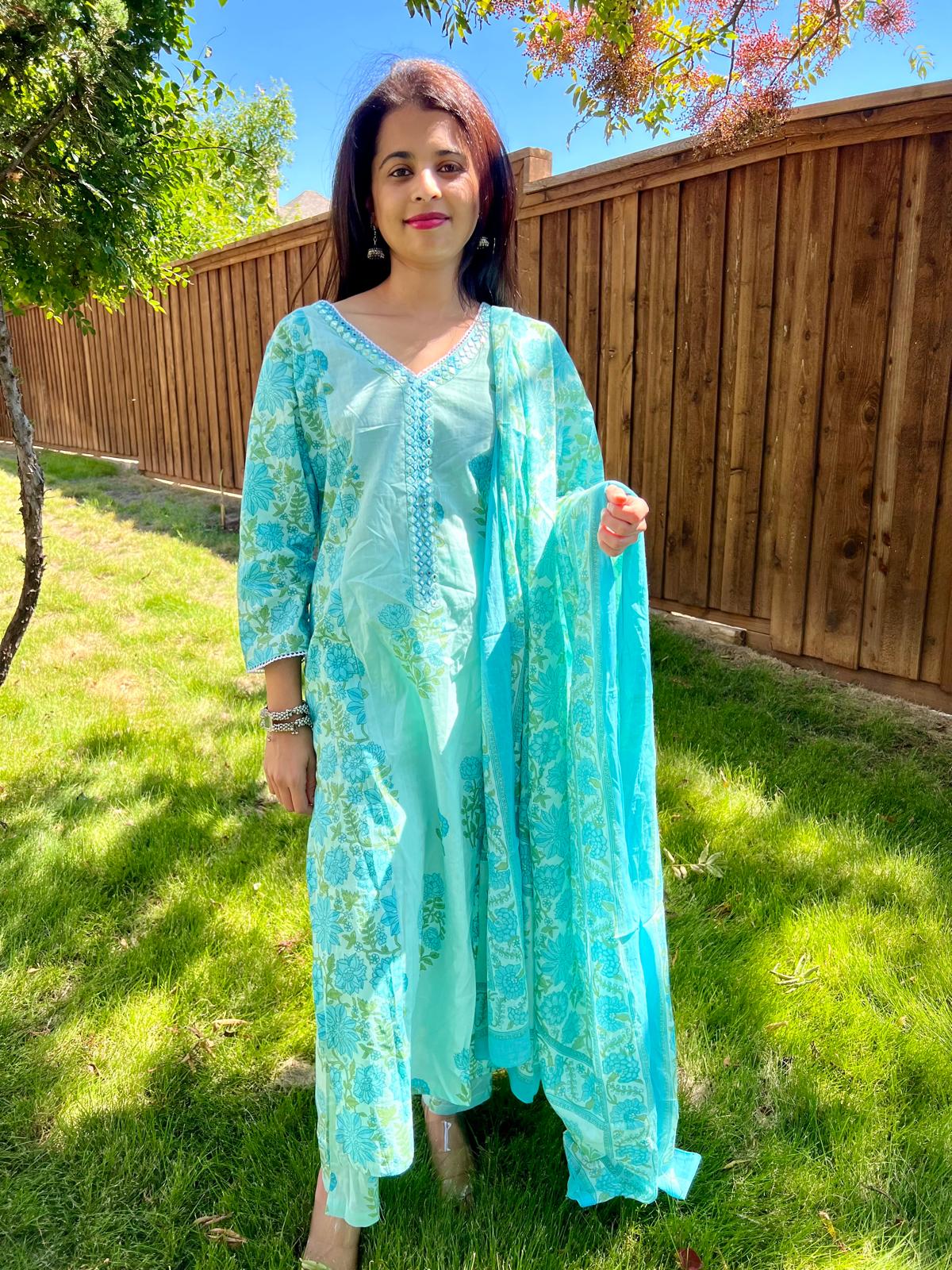 Blue Chudi Set