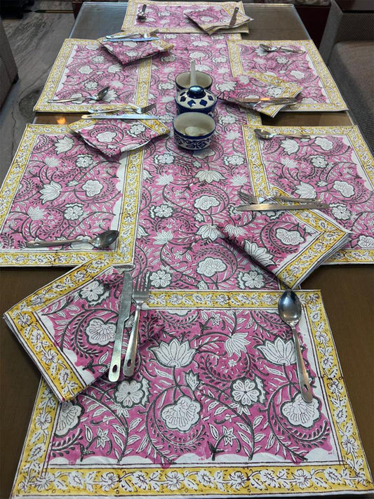 Purple Tabel Cloth Set